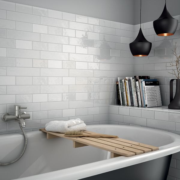 Subway tile в ванной — классическая раскладка
